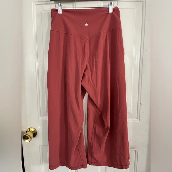 lululemon cropped leggings - Picture 3 of 5